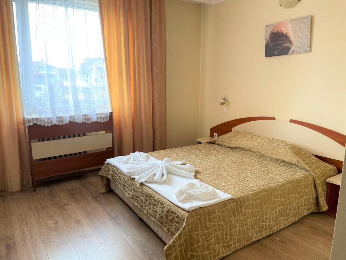 Family Hotel Central Burgas Exterior photo