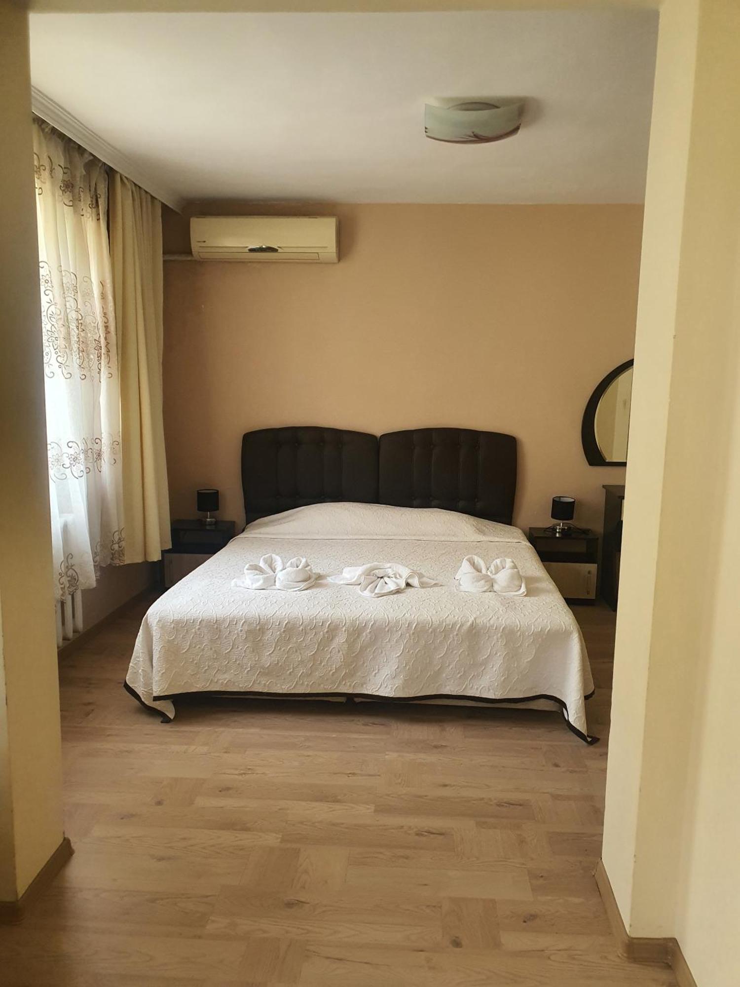 Family Hotel Central Burgas Exterior photo