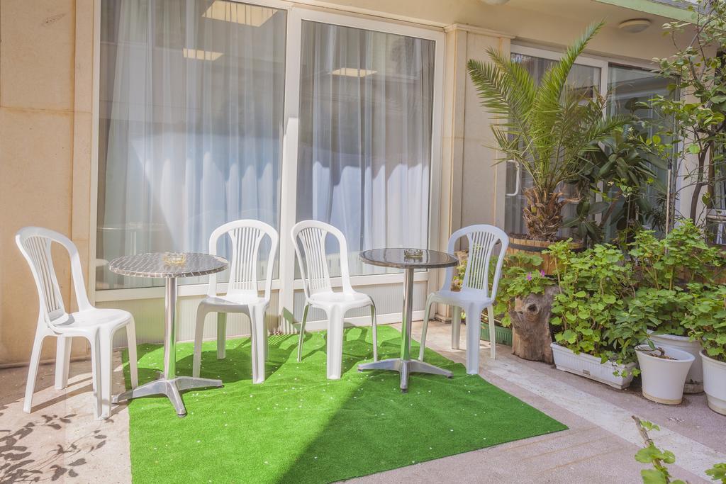 Family Hotel Central Burgas Exterior photo